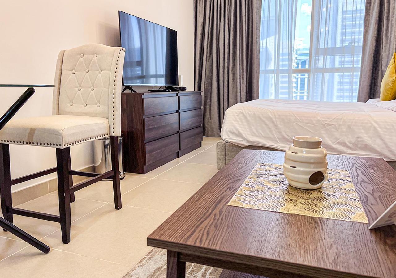 Cosmos Living Modern Near Marina * Dubai